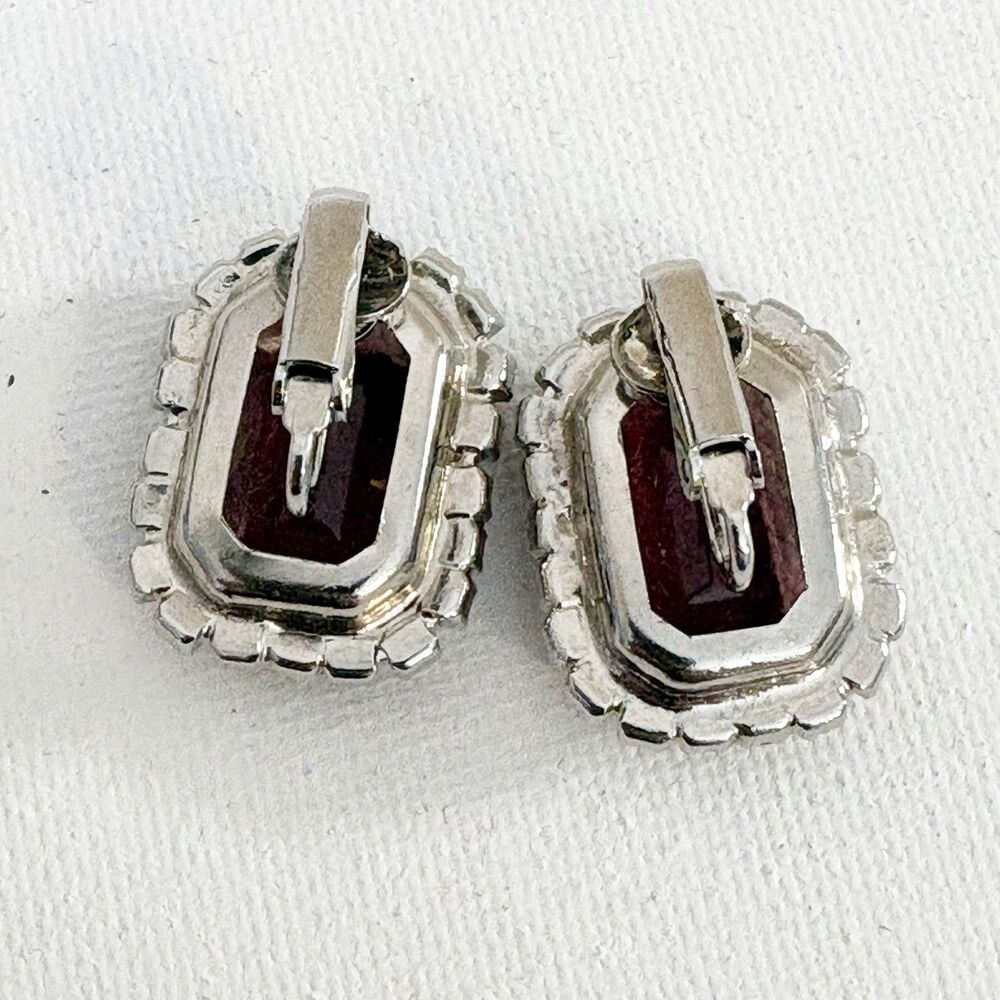 Vintage Purple Clear Rhinestone Clip On Earrings Bling Glam Silver Tone - Picture 6 of 6